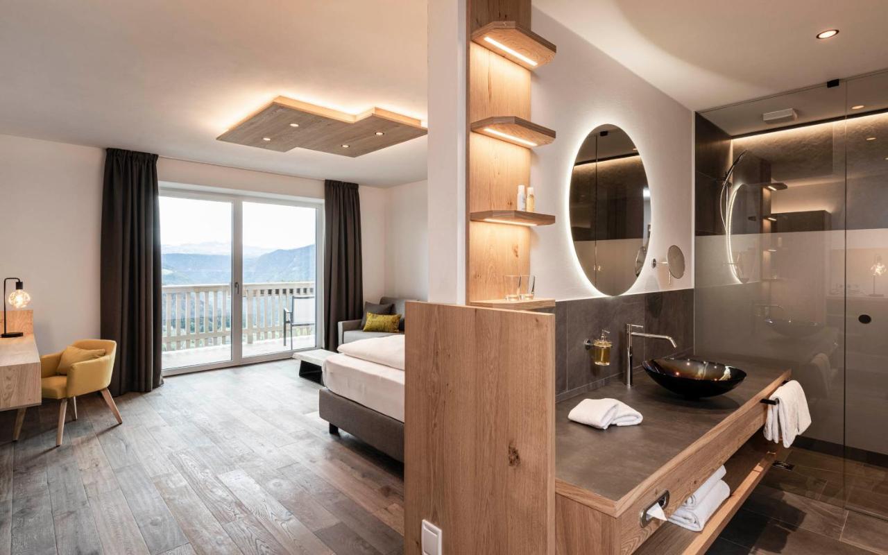 Pippos Mountain Lodge โซปราบอลซาโน ภายนอก รูปภาพ