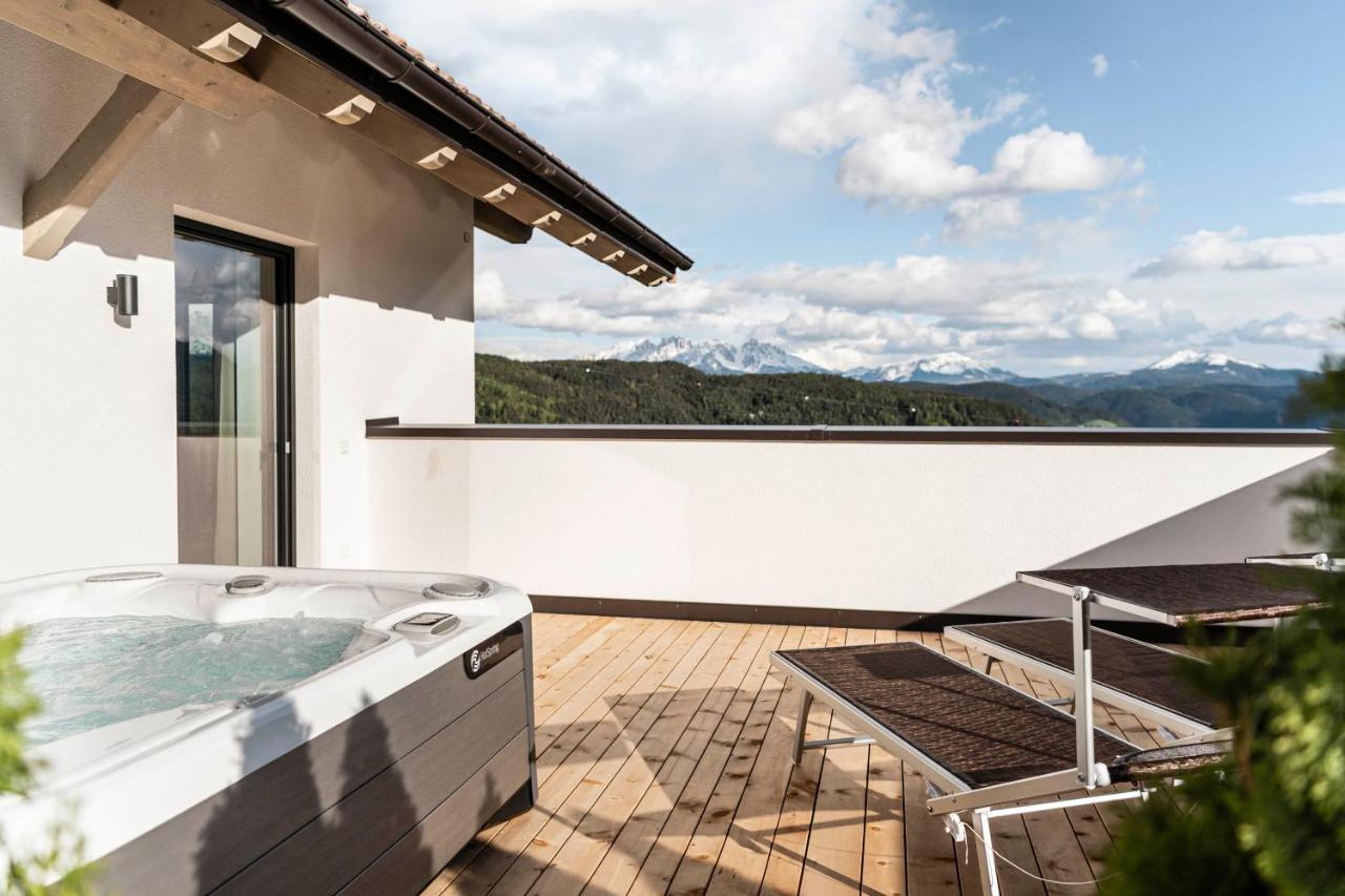 Pippos Mountain Lodge โซปราบอลซาโน ภายนอก รูปภาพ