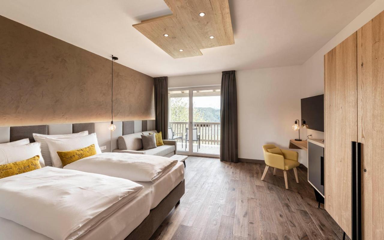 Pippos Mountain Lodge โซปราบอลซาโน ภายนอก รูปภาพ