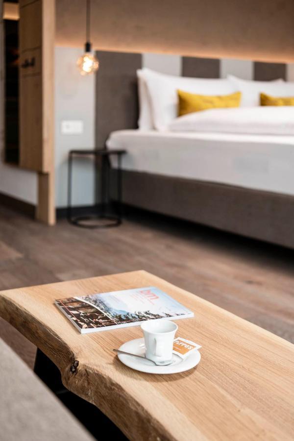 Pippos Mountain Lodge โซปราบอลซาโน ภายนอก รูปภาพ