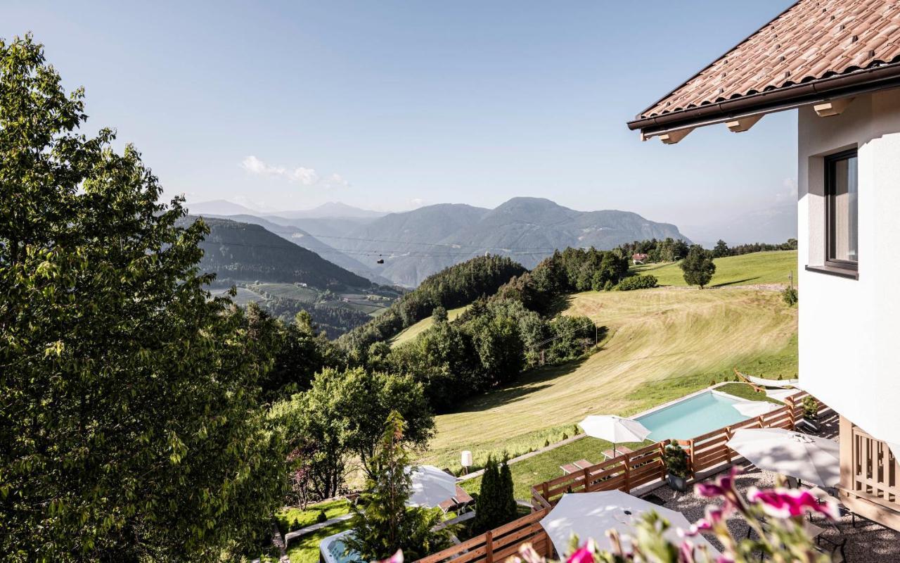 Pippos Mountain Lodge โซปราบอลซาโน ภายนอก รูปภาพ