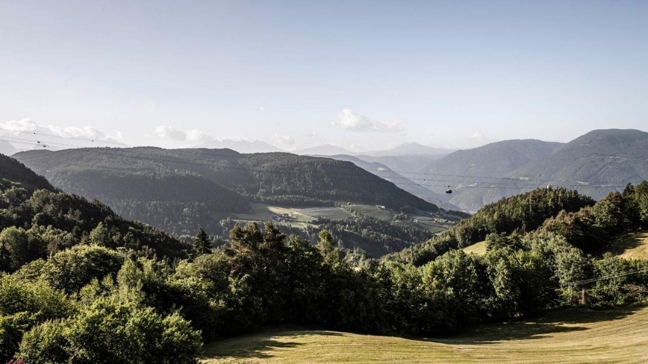 Pippos Mountain Lodge โซปราบอลซาโน ภายนอก รูปภาพ